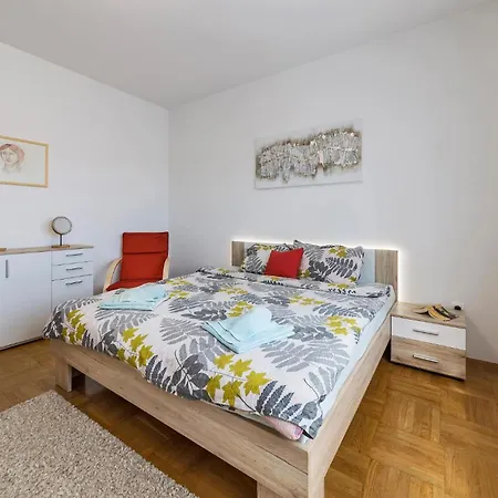 3 Bedroom Awesome In