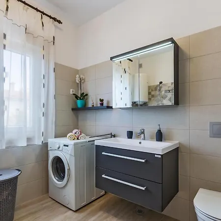 3 Bedroom Awesome In